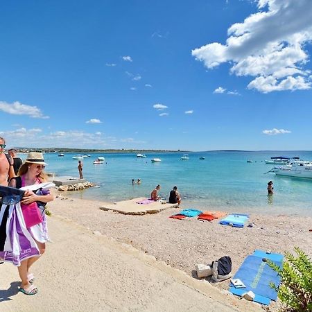 Novalja Beach Apartment Экстерьер фото